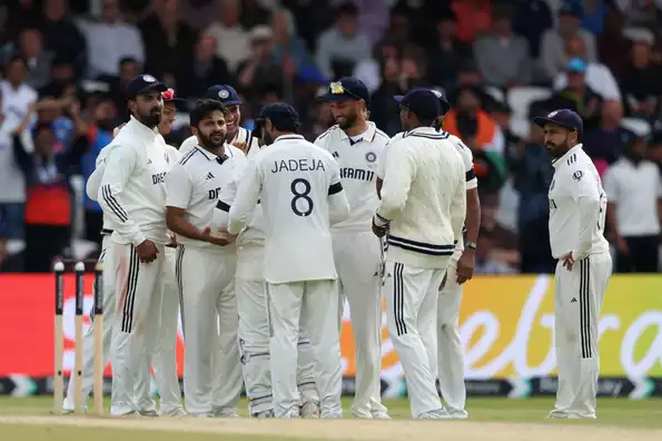 Indian fielders miss key catches during the Test match.